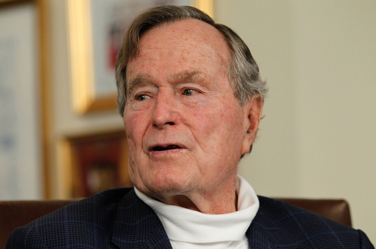 Tiết lộ lời nói cuối cùng của cựu tổng thống Mỹ Bush &#34;cha&#34; - 1