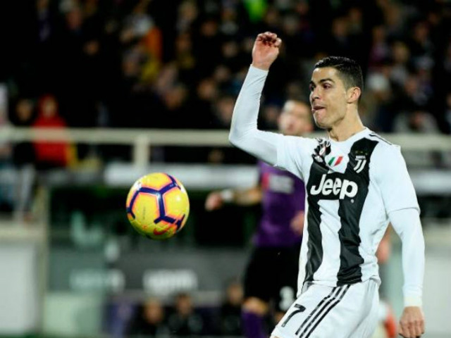 Bóng đá - Fiorentina - Juventus: Ronaldo "khóa sổ" với cú phạt đền