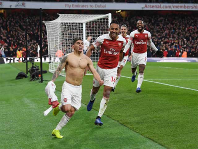 Arsenal bùng nổ 19 trận bất bại dọa MU: Nhờ siêu ”sát thủ” và ”trâu nước”
