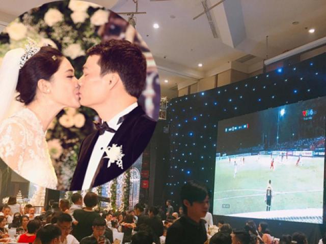 Đời sống Showbiz - Đang làm cô dâu, Á hậu Thanh Tú bỗng hét ầm khi tuyển Việt Nam ghi bàn