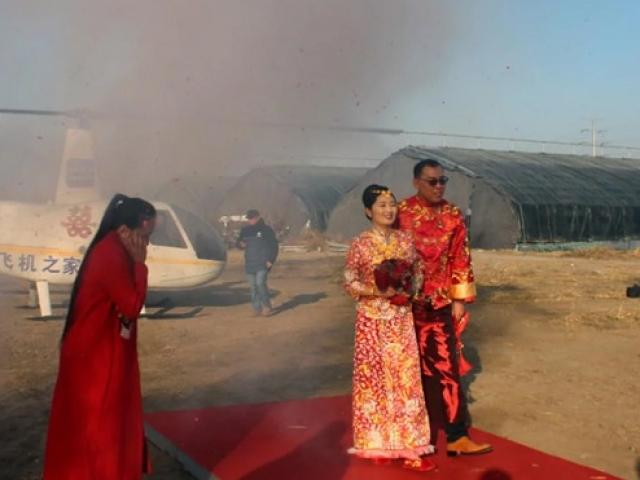 Trào lưu đám cưới siêu xa xỉ, gây ”suy đồi đạo đức” ở Trung Quốc