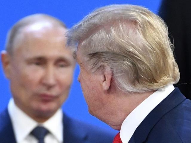 Nga nói gì về tin đồn Putin và Trump có quan hệ "mờ ám"?