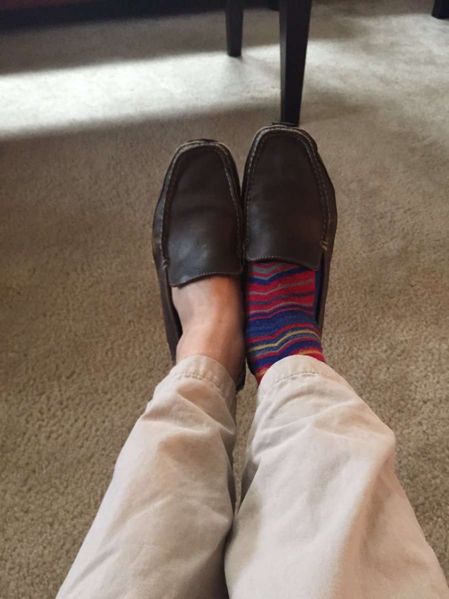 MC Thanh Mai đi tất "bên mất bên còn" khó hiểu, sự thật là gì? - 6