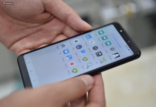Hình ảnh một trong bốn smartphone VSmart sắp ra mắt bất ngờ lộ diện - 5