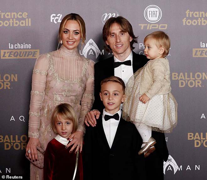 Trao giải Quả bóng Vàng: Modric và Mbappe được vinh danh - 8