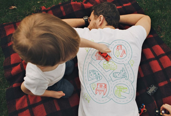 Cười vỡ bụng với 15 hình ảnh trông con bá đạo của các ông bố - 12