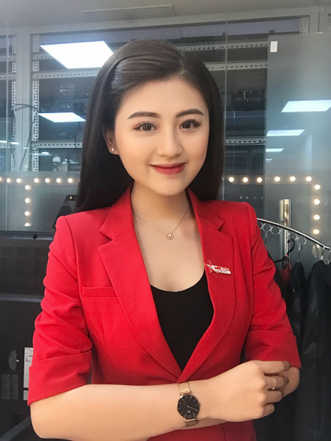 MC Huyền Trang: “HLV Park Hang Seo là người rất đáng yêu” - 4