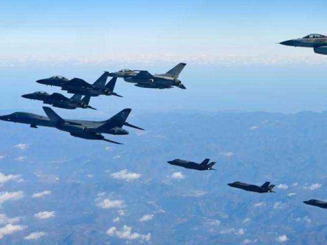 Thế giới - Máy bay quân sự TQ “quần thảo” bầu trời, đồng minh Mỹ hết sức quan ngại