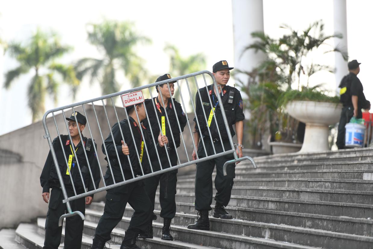 Việt Nam vào chung kết, triệu trái tim “bùng nổ” - 66