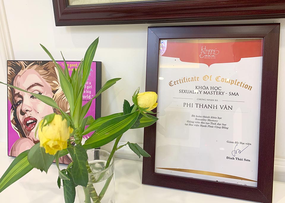 Phi Thanh Vân tân gia nhà 10 tỷ, khách tá hỏa phát hiện "vật đặc biệt" trong phòng ngủ - 4