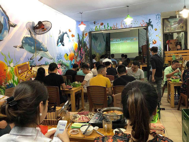 Bán kết lượt về Việt Nam gặp Philippines: Nhà hàng hút trăm triệu/ngày - 7