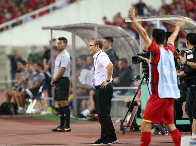 &#34;Vũ điệu&#34; HLV Park Hang Seo tính kế đấu chung kết Malaysia ngay tại Mỹ Đình - 4