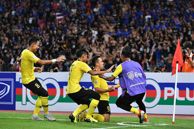 Malaysia chấn động AFF Cup: 3 cận vệ già từng gieo ác mộng cho Việt Nam - 1