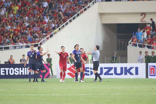 ĐT Việt Nam thắng Philippines: Muôn vàn cảm xúc Quang Hải, Công Phượng - 2