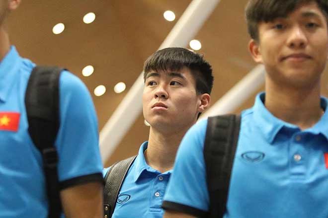 ĐT Việt Nam đã tới Malaysia: Công Phượng rạng rỡ chờ đá chung kết - 14