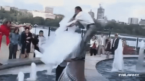 Sự cố trong đám cưới khiến hai họ "cười ra nước nước mắt" - 5