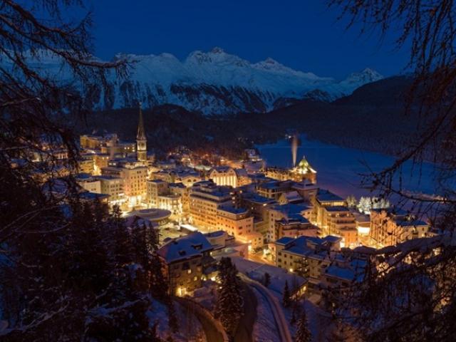 Kinh doanh - Đột nhập nơi giới nhà giàu "đốt tiền" trong mùa đông lạnh giá