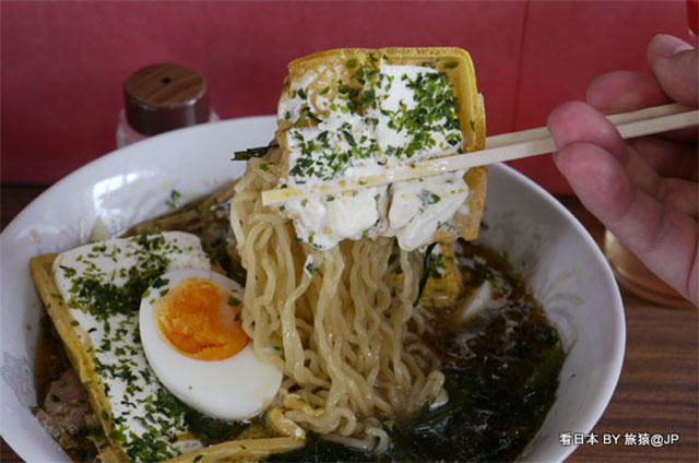 Lạ đời món mì ramen kem tươi, khó ăn mà người Nhật vẫn chen nhau mua - 4