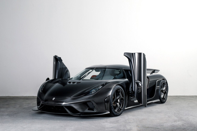 Hypercar Koenigsegg Regera độc đáo với lớp vỏ "carbon trần" - 1