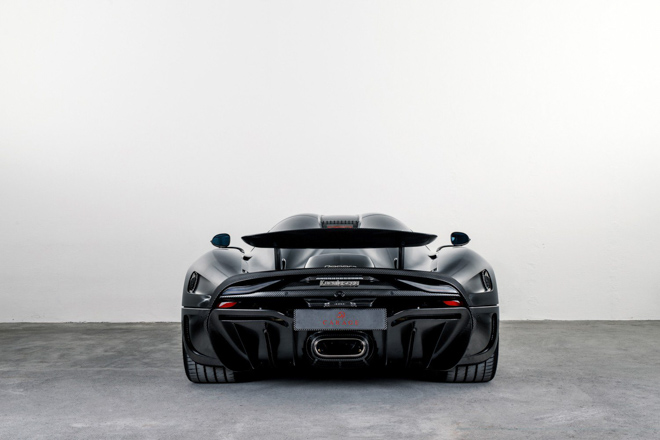 Hypercar Koenigsegg Regera độc đáo với lớp vỏ &#34;carbon trần&#34; - 8