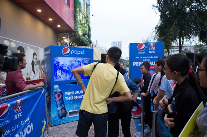 Giới trẻ bùng nổ điệu nhảy Pepsi Muối hòa cùng chiến thắng của đội tuyển Việt Nam - 13