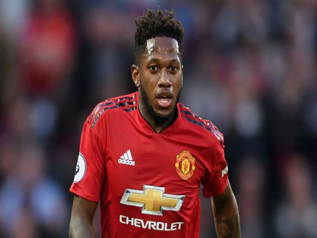 Tin HOT bóng đá tối 8/12: Mourinho giải thích vì sao không dùng Fred