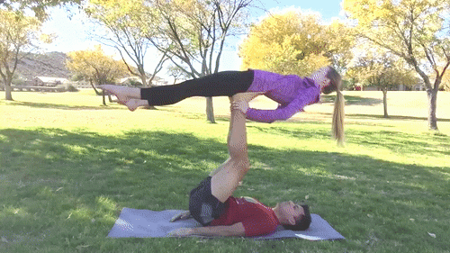 Những cái kết khó đỡ của các cặp đôi hài hước - 5