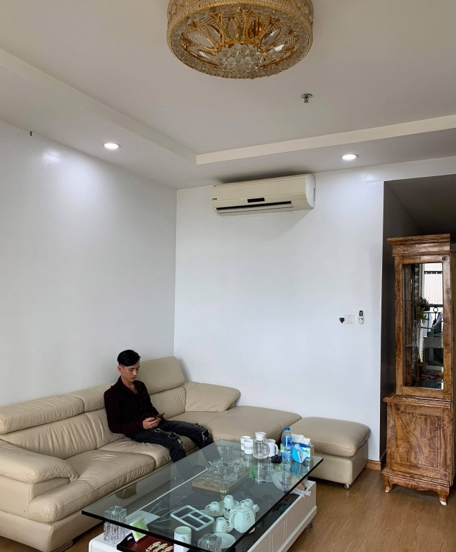 &#34;Bà trùm chân dài&#34; tính chuyện lên đời xế hộp sau khi tậu nhà 3,5 tỷ - 2