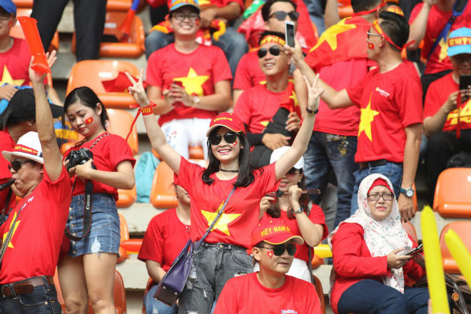 Fan Việt làm gì để tránh bị tấn công như 4 năm trước ở sân Malaysia? - 1
