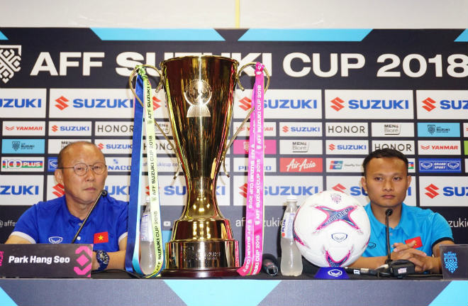 &#34;Đấu sỹ” Trọng Hoàng sợ nhất &#34;vũ khí&#34; nào từ fan Malaysia chung kết AFF Cup? - 1