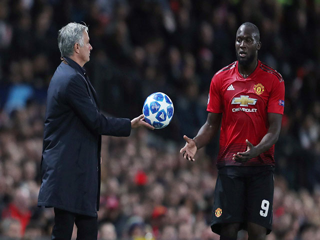 MU trước loạt trận cuối C1: Lukaku - Gã khổng lồ của Mourinho “tái sinh”