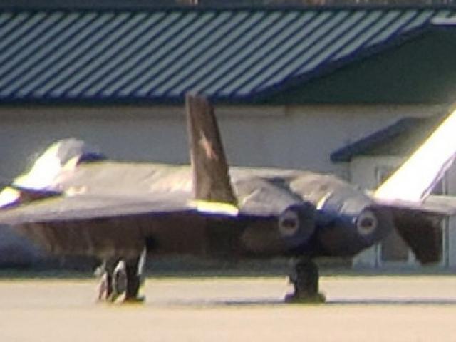 Thế giới - "Tiêm kích J-20 Trung Quốc" bất ngờ xuất hiện ở căn cứ quân sự Mỹ