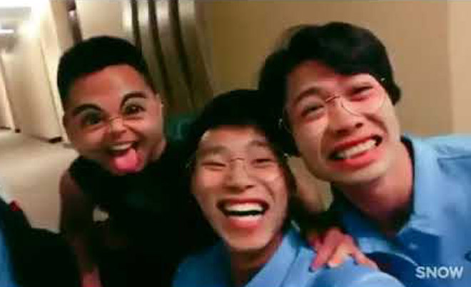 Dũng mãnh trên sân cỏ nhưng ngoài đời Công Phượng lại “cute lạc lối” - 9