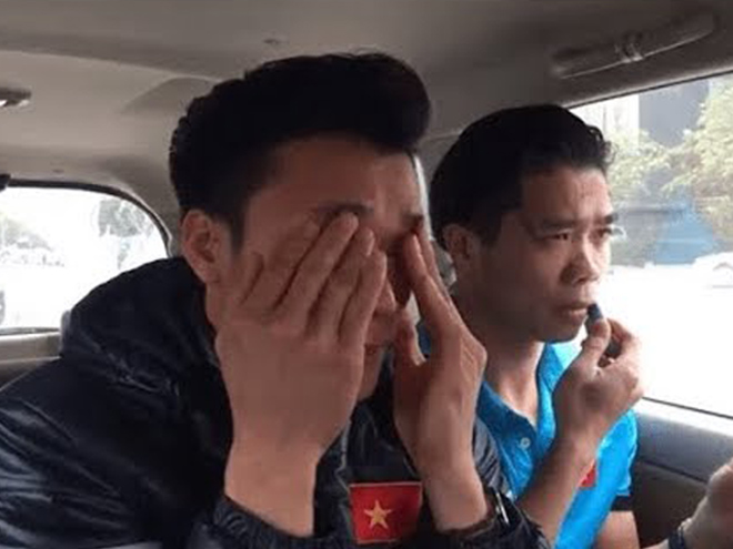 Dũng mãnh trên sân cỏ nhưng ngoài đời Công Phượng lại “cute lạc lối” - 15