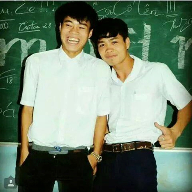 Dũng mãnh trên sân cỏ nhưng ngoài đời Công Phượng lại “cute lạc lối” - 16