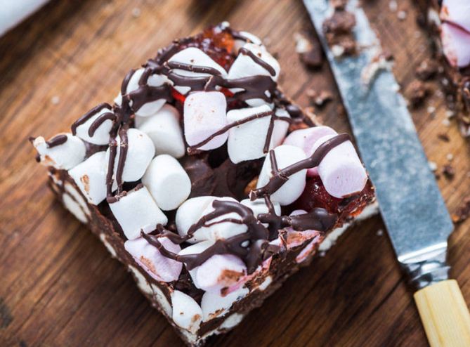 Giáng sinh sắp đến rồi, tự làm bánh Noel ngon tuyệt lại siêu đẹp để sống ảo - 7