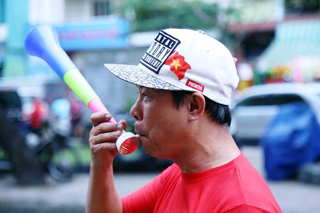 Trước giờ G chung kết AFF Cup: “Cúp vàng” xuất hiện giữa Sài Gòn - 9