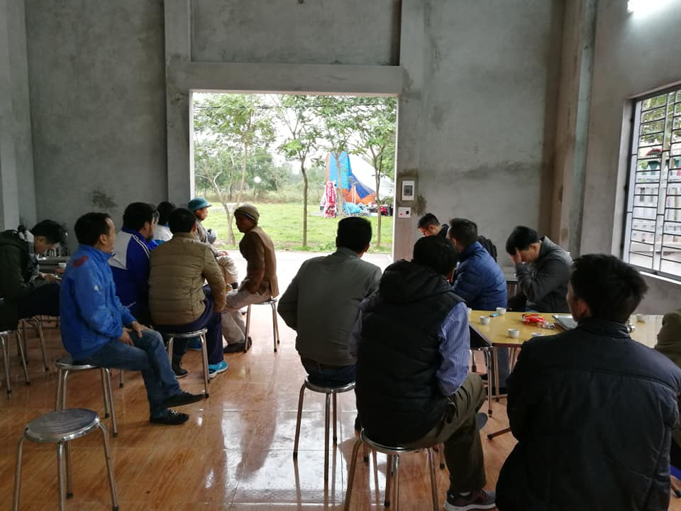 Màn hình &#34;khủng&#34; xuất hiện tại nhà Quang Hải trước trận chung kết lượt đi AFF Cup - 3