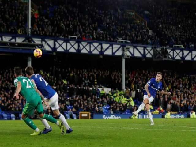 Bóng đá - Everton - Watford: Siêu phẩm cứu nguy phút 90+6