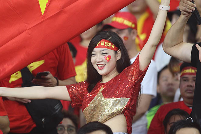 Sốt vé chung kết Việt Nam - Malaysia lượt về: CĐV được nhận vé vào ngày nào? - 2