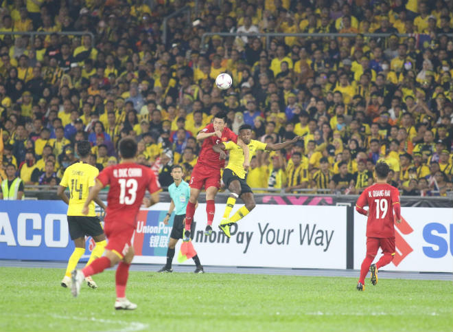 Thống kê bất ngờ chung kết AFF Cup: Việt Nam hòa Malaysia vì may mắn? - 2