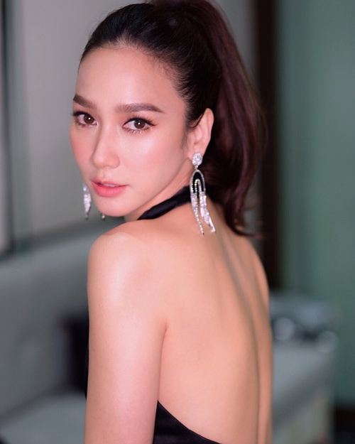 Nữ hoàng giải trí Thái Lan tiết lộ dễ phát phì vì phàm ăn - 3