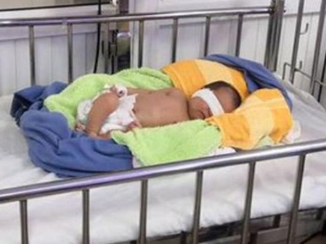 Tin tức trong ngày - Bé sơ sinh 3 ngày tuổi bị bỏ rơi giữa tiết trời rét buốt