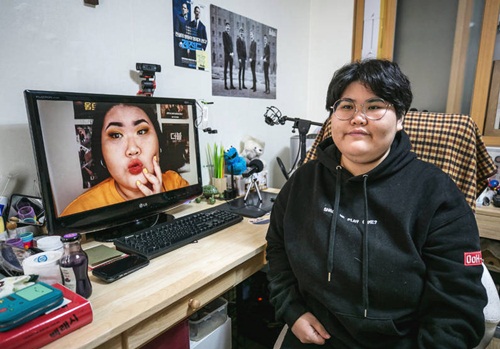 Hot girl mạng bị dọa giết sau khi tẩy trang để lộ mặt mộc - 3