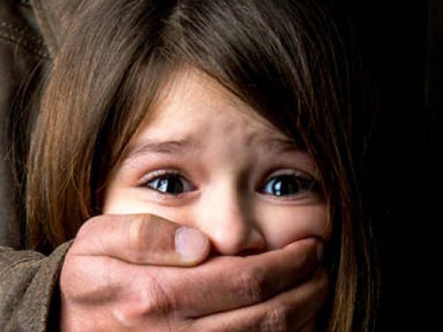 Giáo dục - du học - Cha mẹ làm những điều này, con biết cách thoát thân khi gặp 'mẹ mìn', nguy hiểm