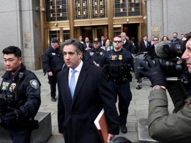 Thế giới - Cựu luật sư riêng vào tù, ông Trump sẽ gặp phiền toái