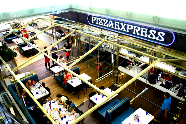 Cha đẻ PizzaExpress qua đời ở tuổi 89 - 2