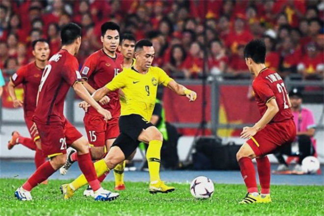 Thể lực là vấn đề sống còn của Đội tuyển Việt Nam - 1