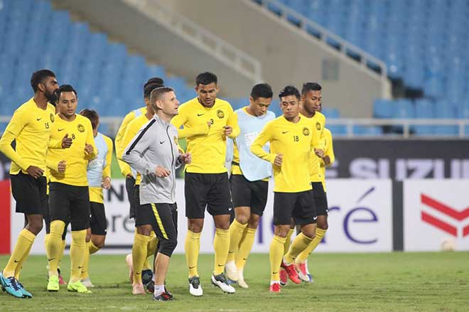 ĐT Việt Nam & Malaysia tập buổi cuối: Tin vui từ Ngọc Hải, Văn Toàn - 12