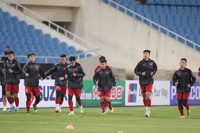 ĐT Việt Nam & Malaysia tập buổi cuối: Tin vui từ Ngọc Hải, Văn Toàn - 6